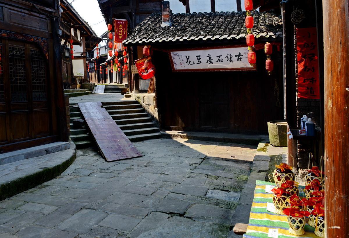 救援音乐系学生